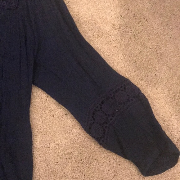 Blouse - Picture 3 of 3